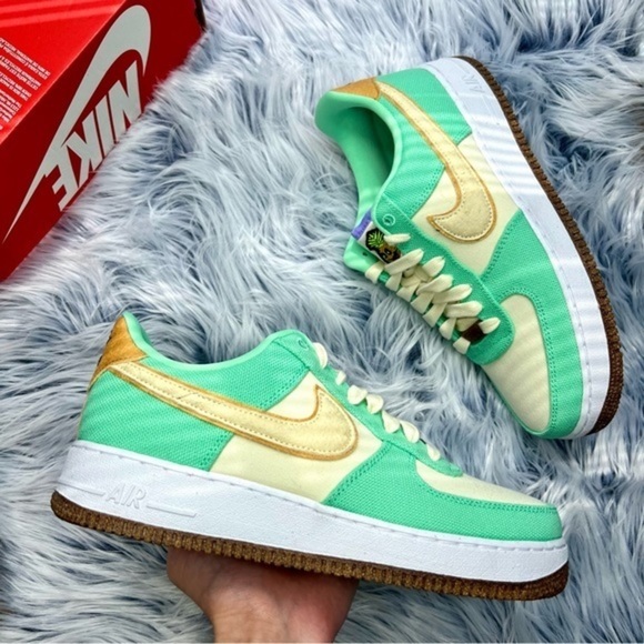 Nike Air Force 1 '07 LX - Picture 2 of 5